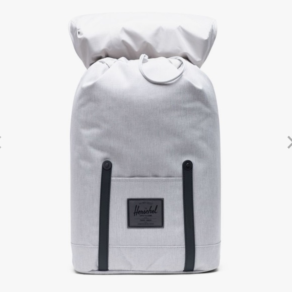 Herschel Retreat Backpack in Raven Crosshatch - Picture 2 of 9